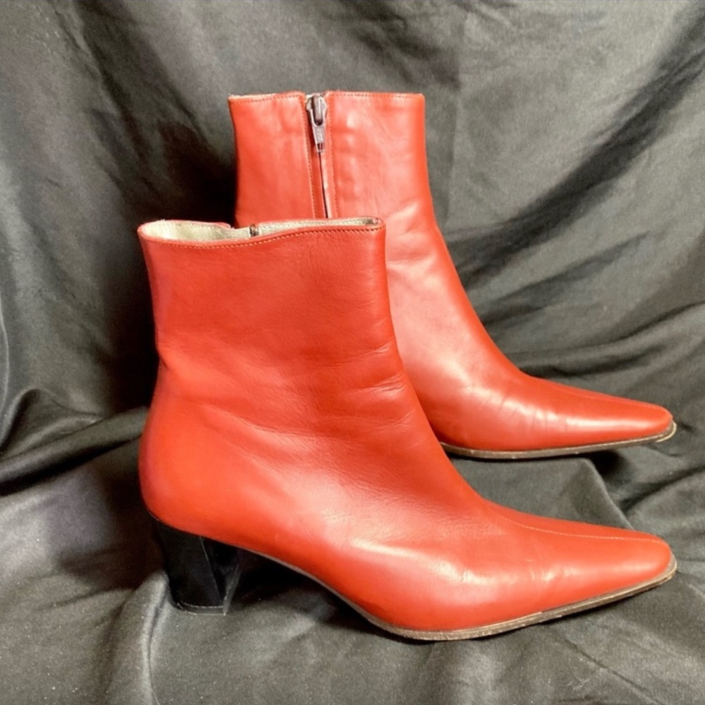 Robert Clergerie cute red bootie boots